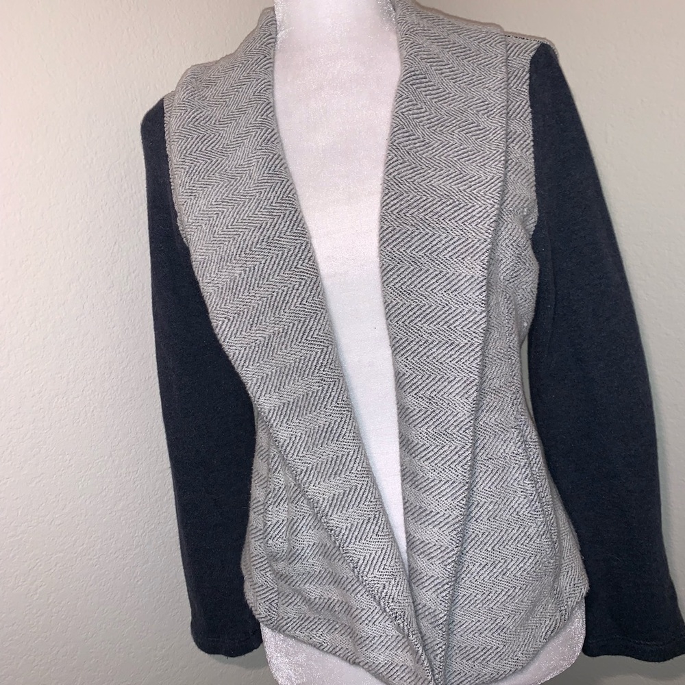 Lou and Grey sweater jacket
